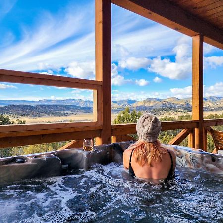 Villa Painted Cliffs-Hot Tub, Amazing Views Between Zion And Bryce à Orderville Extérieur photo